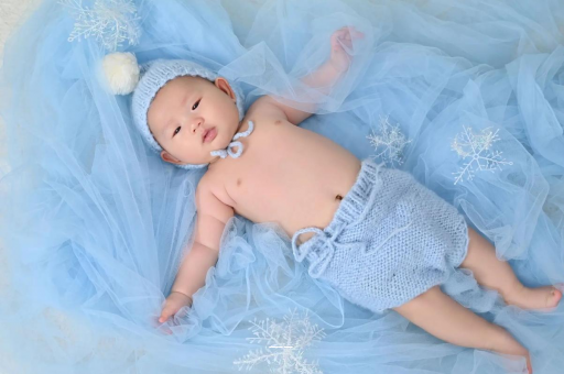 舞钢孕妇三个月肚子多大